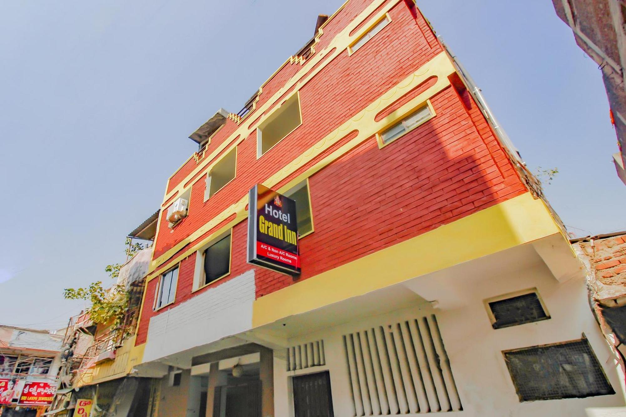 Spot On Hotel Grand Inn Warangal Esterno foto
