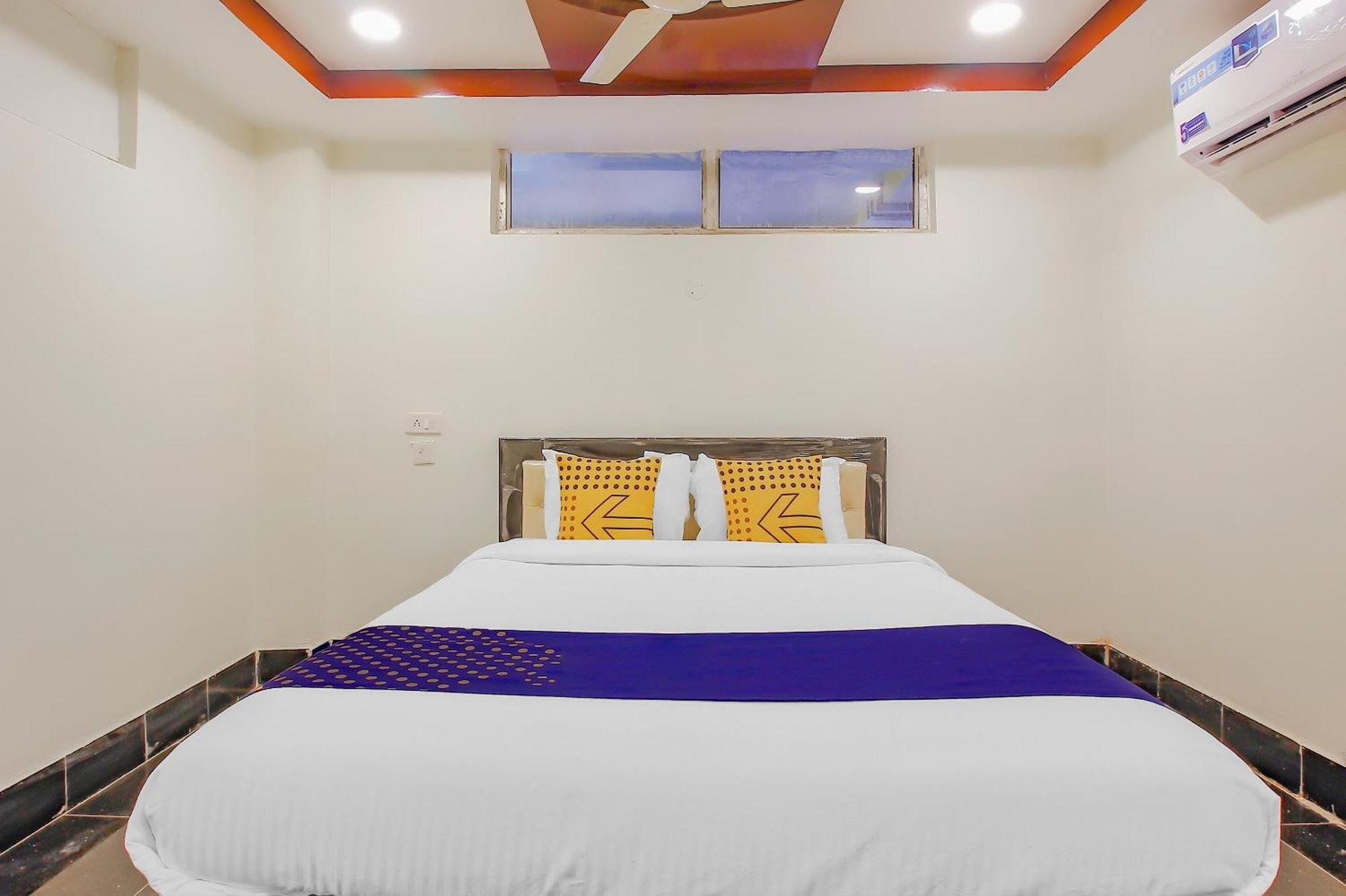 Spot On Hotel Grand Inn Warangal Esterno foto