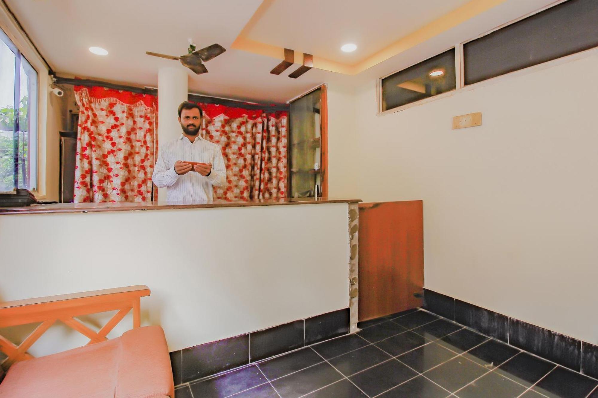 Spot On Hotel Grand Inn Warangal Esterno foto